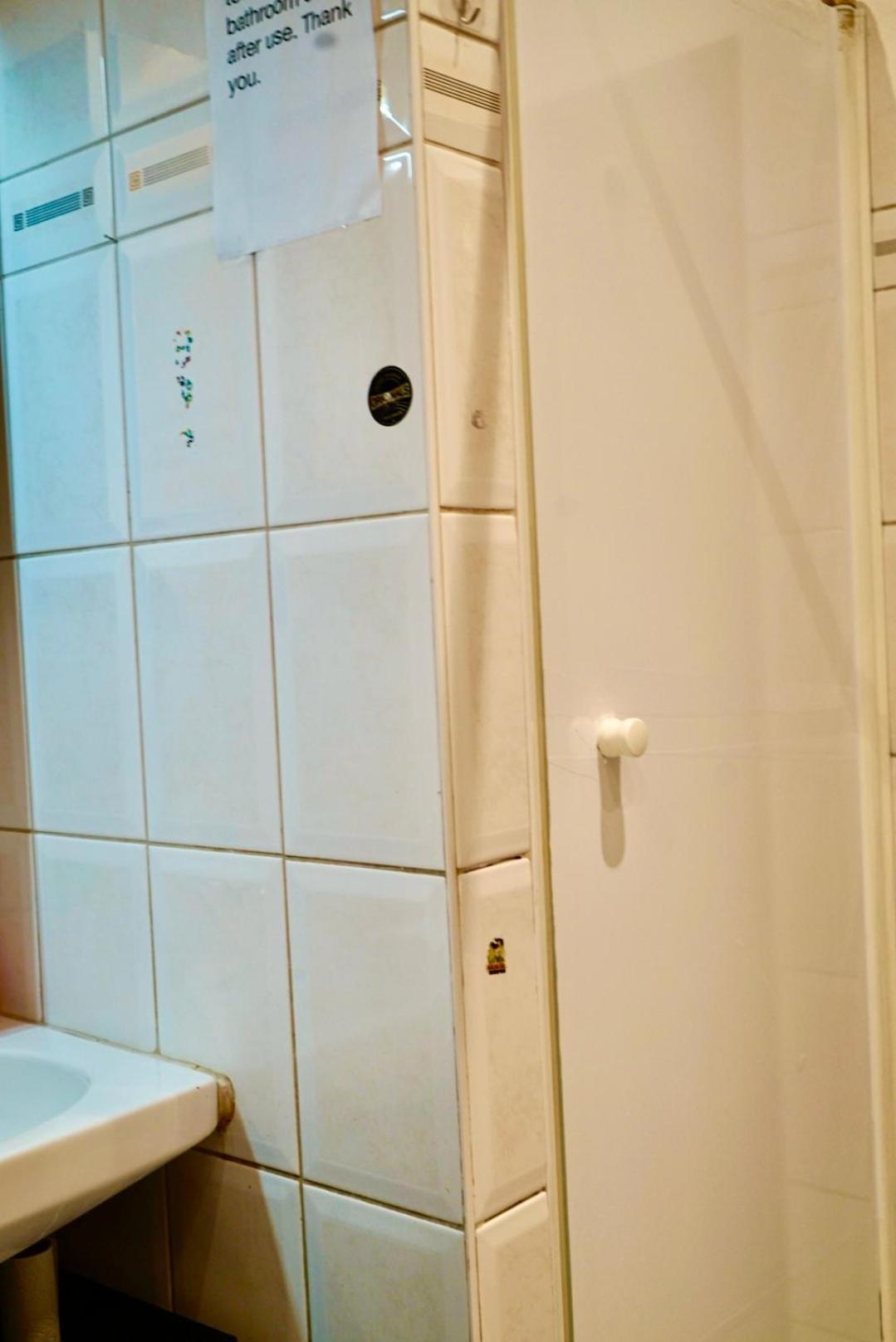 U6 Schoepfwerk Hostel 11 Wien Ngoại thất bức ảnh
