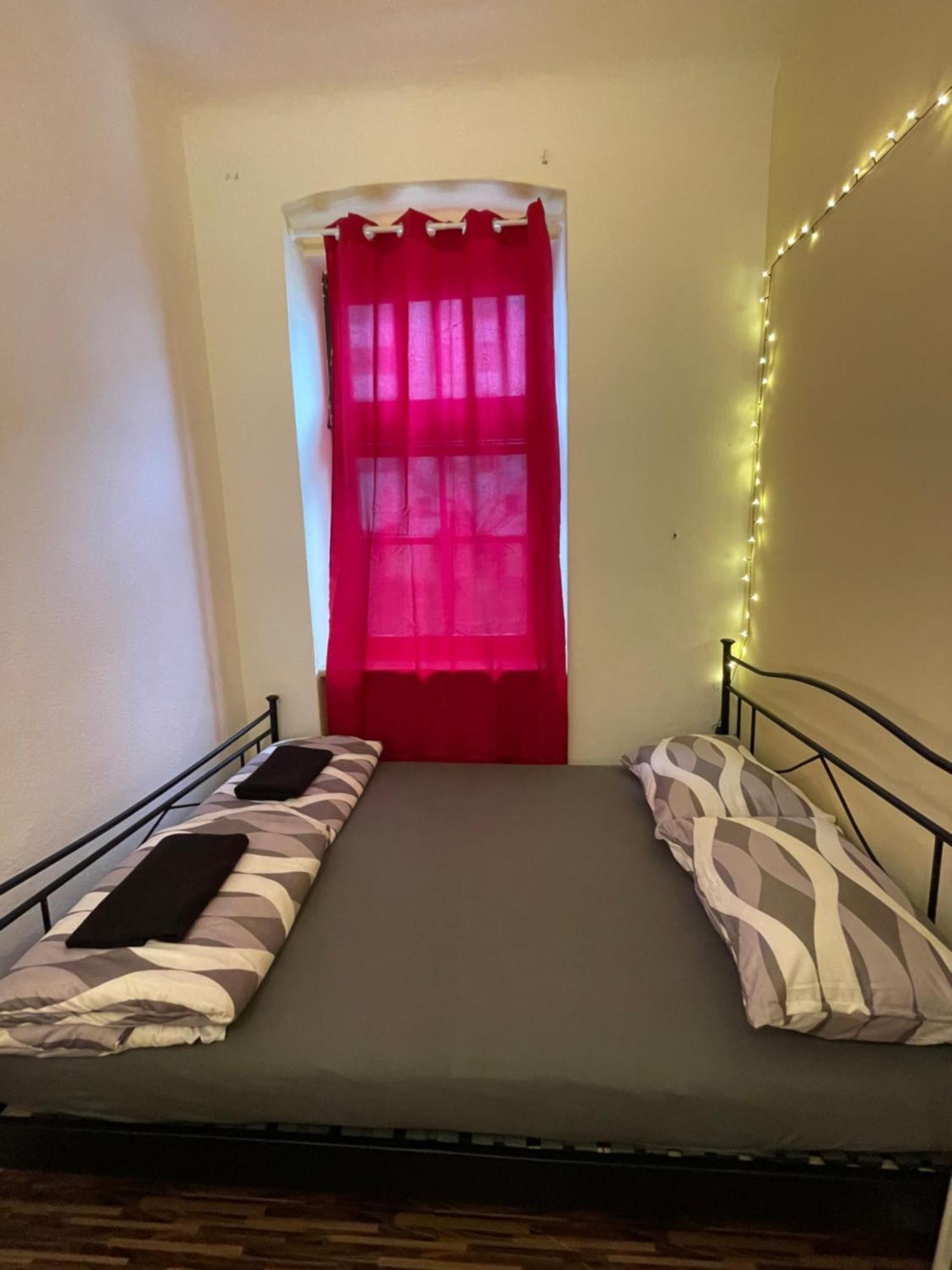 U6 Schoepfwerk Hostel 11 Wien Ngoại thất bức ảnh